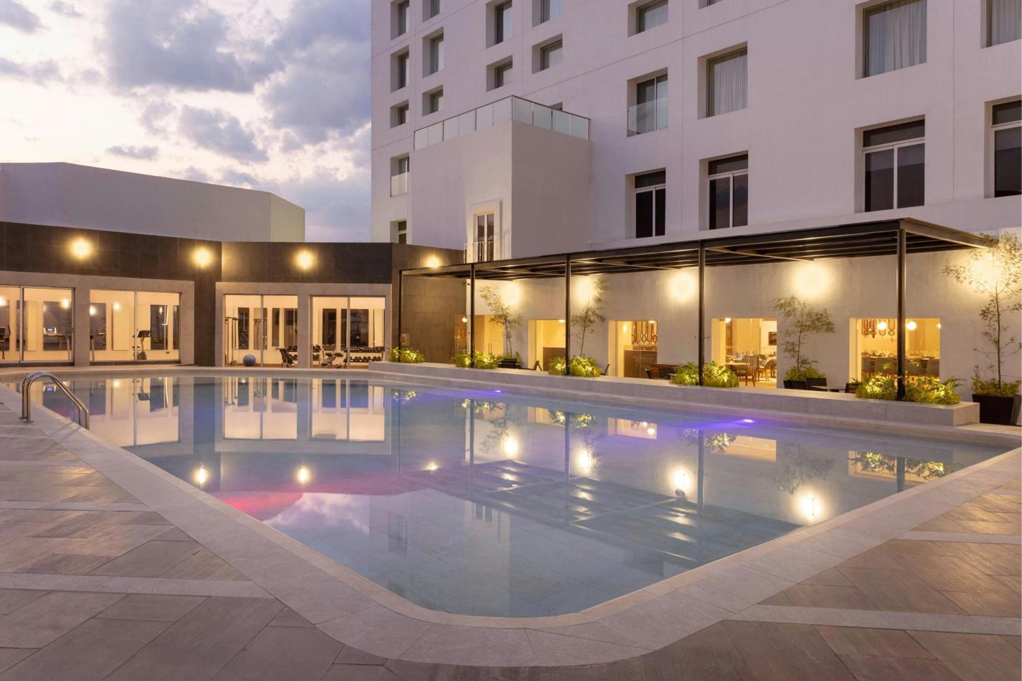 Courtyard By Marriott Puebla Las Animas Exterior foto