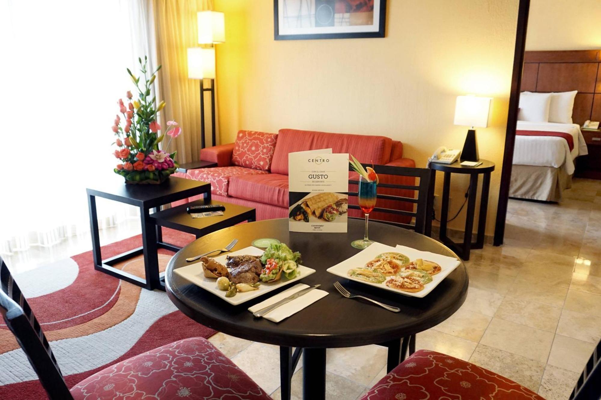 Courtyard By Marriott Puebla Las Animas Exterior foto
