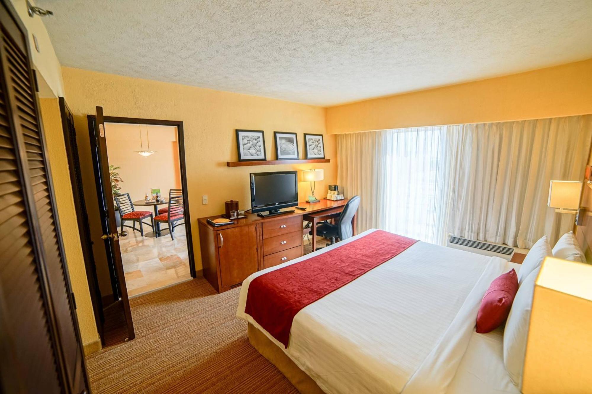 Courtyard By Marriott Puebla Las Animas Exterior foto